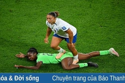 Lauren James sau hành vi phi thể thao: Đáng lên án nhưng cũng cần được bảo vệ