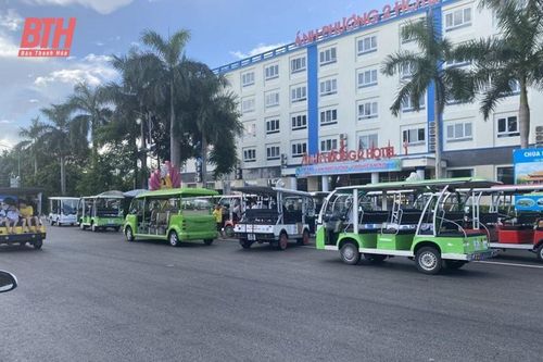 Tăng cường chấn chỉnh hoạt động xe điện tại khu du lịch biển Hải Tiến