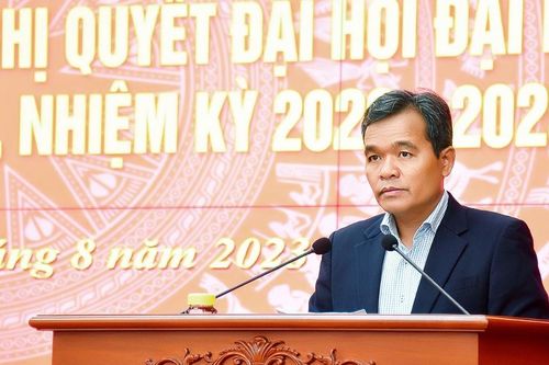 Tập trung thực hiện đạt kết quả cao nhất các chỉ tiêu, nhiệm vụ Nghị quyết Đại hội XVI đề ra (*)