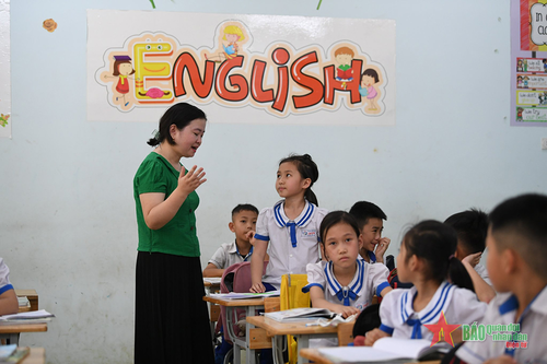 Những bất cập trong thực hiện chủ trương luân chuyển giáo viên: Đường về… niềm tin!