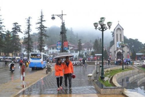 Đêm nay (10/8) Lào Cai có nơi mưa to và dông
