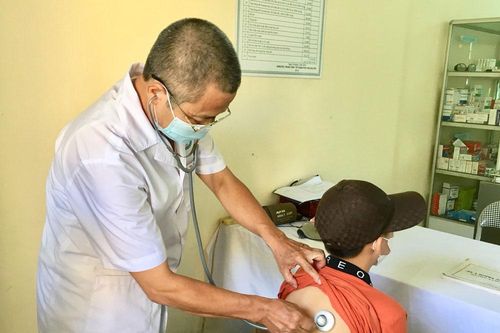 Làm tốt công tác chăm sóc sức khỏe ban đầu cho người dân