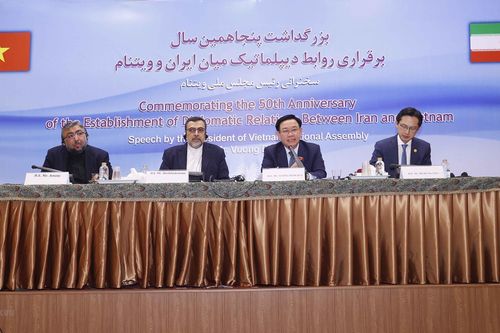 Chủ tịch Quốc hội: Việt Nam - Iran cùng chung tay củng cố 4 kết nối