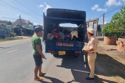 CSGT phát hiện, thu giữ 33 xe máy không rõ nguồn gốc