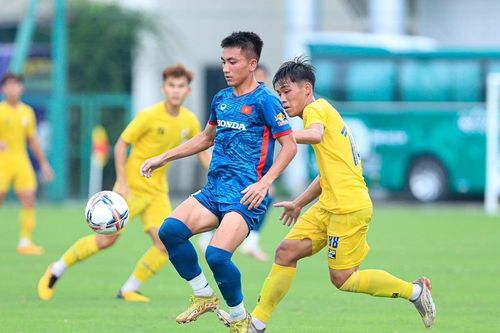 U23 Việt Nam hòa U21 Hà Nội
