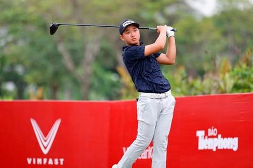 Thi đấu bùng nổ, Nguyễn Anh Minh vượt lên tại vòng 3 Giải vô địch golf quốc gia