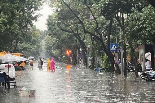 Những tuyến phố ở Hà Nội có nguy cơ cao ngập trong chiều nay