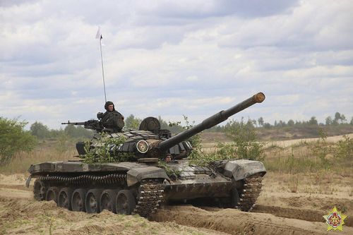 NATO giật mình khi Belarus tập trận xe tăng sát Hành lang Suwalki