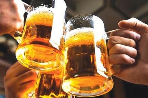 Vi phạm về quảng cáo, khuyến mại rượu bia vẫn phức tạp