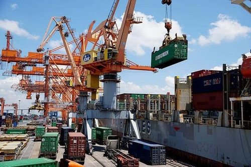 Doanh nghiệp gặp khó do chi phí logistics quá cao