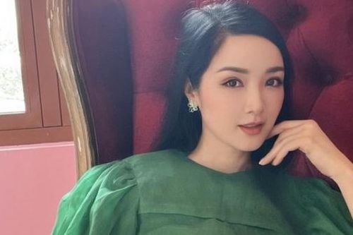 Hoa hậu Giáng My nữ tính, trẻ trung trong phong cách đời thường