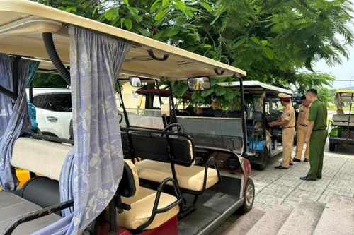 Chấn chỉnh hoạt động xe điện tại khu du lịch biển Hải Tiến (Thanh Hóa)