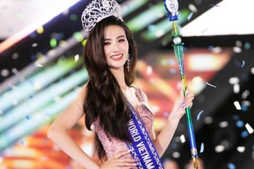 Hoa hậu Ý Nhi lại có phát ngôn gây tranh cãi tại triển lãm