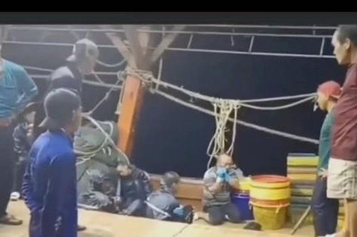 Vụ 4 ngư dân bị đánh dã man trên tàu cá: 'Nhiều lần tôi định nhảy xuống biển...'