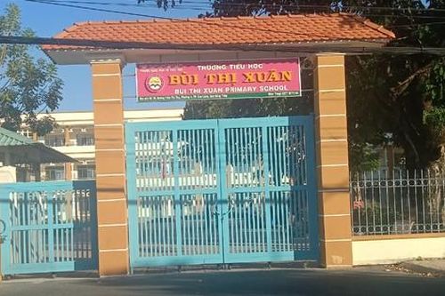 Một hiệu trưởng và nhiều giáo viên tiểu học ở Đồng Tháp bị khởi tố