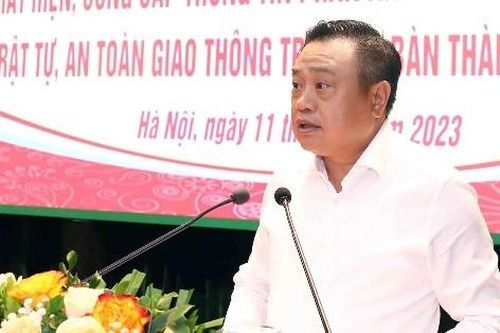 Chủ tịch Hà Nội: Người vi phạm giao thông phải 'e ngại' khi bị phản ánh