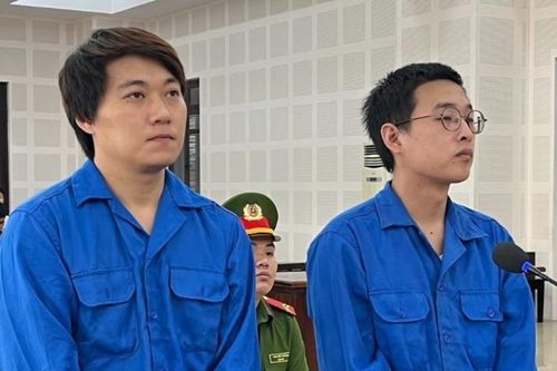 Uống say, 2 nữ du khách Hàn Quốc bị đồng hương trộm tài sản