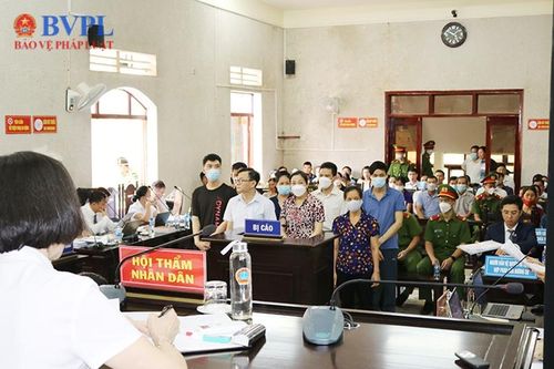 Xét xử cựu Phó Chủ tịch UBND TP Điện Biên Phủ và thuộc cấp: Trả hồ sơ điều tra bổ sung