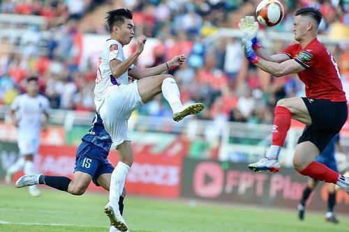 TP.HCM và B.Bình Dương 'dìu nhau' trụ hạng, tiễn Đà Nẵng xuống hạng