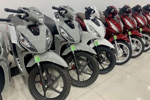 Giá xe Honda Vision tháng 8/2023: Phiên bản tiêu chuẩn giảm sâu kỷ lục