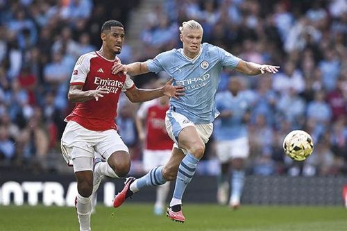 Ngoại hạng Anh mở màn: Arsenal, Man Utd muốn truất ngôi Man City