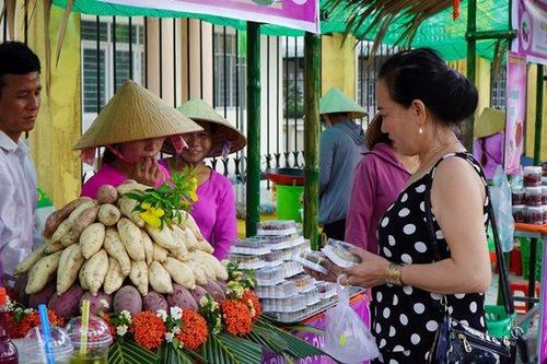 Lần đầu tiên tổ chức Ngày hội Khoai lang ở Đồng Tháp