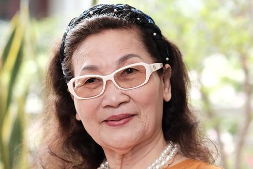 Gương mặt thơ: Đặng Nguyệt Anh
