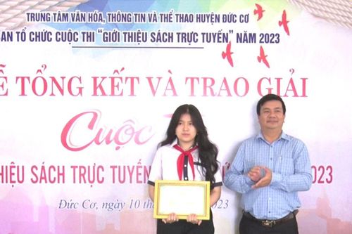 Đức Cơ trao giải Cuộc thi 'Giới thiệu sách trực tuyến' năm 2023