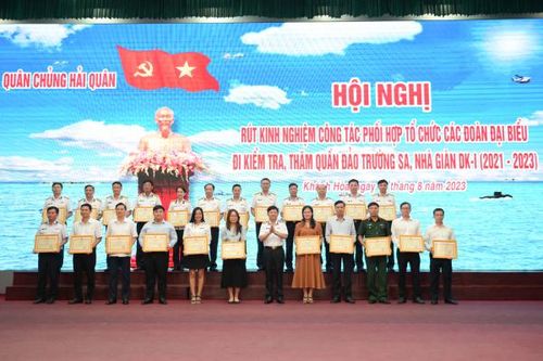 Rút kinh nghiệm công tác phối hợp tổ chức các đoàn kiểm tra, thăm quần đảo Trường Sa, nhà giàn DK-I