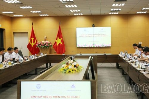 Tỉnh Lào Cai làm việc với Bộ Thông tin và Truyền thông về hợp tác chuyển đổi số