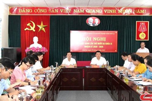 Xây dựng Đảng bộ Khối trong sạch, vững mạnh