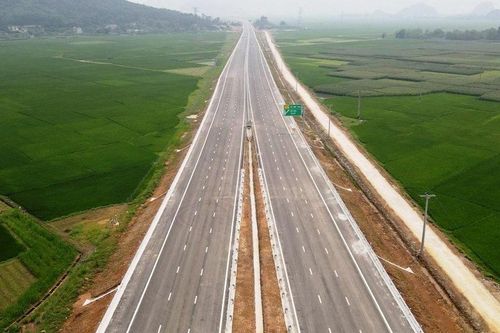 Khởi công 12 dự án giao thông nửa cuối năm 2023