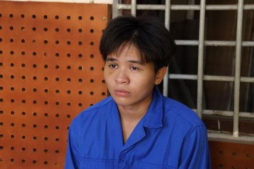 Bắt kẻ hãm hại nữ sinh 13 tuổi quen qua mạng