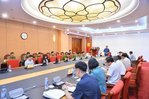 Cấp giấy chứng nhận căn cước cho người gốc Việt Nam là cần thiết