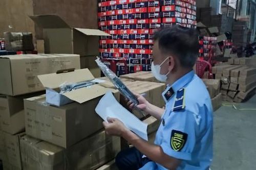TPHCM: Phát hiện hơn 41 ngàn sản phẩm nghi giả mạo, không rõ nguồn gốc