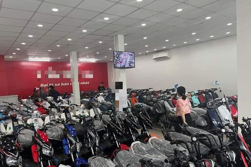 Xe máy 50cc mang đậm phong cách thể thao cho nam giá rẻ hút khách