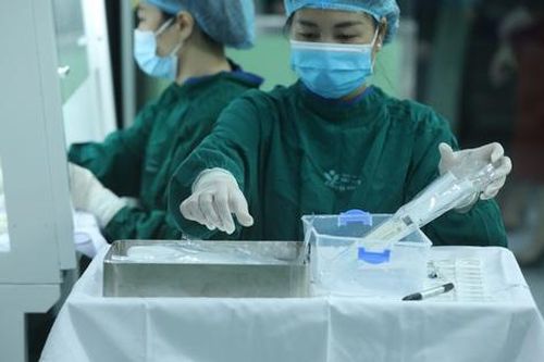Cần thiết chi trả cho sữa mẹ hiến tặng thanh trùng trong hệ thống BHYT?