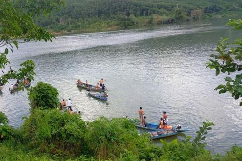 Chìm ghe ở lòng hồ sông Tranh khiến 2 người tử vong