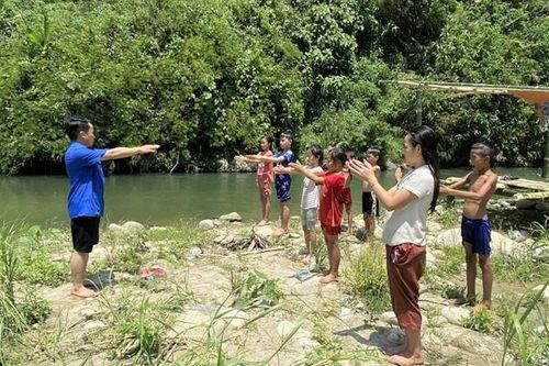 Giải pháp nào phòng chống đuối nước cho trẻ vùng cao?