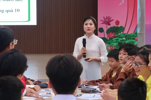 Thầy cô đất Cảng mong muốn bày tỏ tâm tư, nguyện vọng cùng Bộ trưởng
