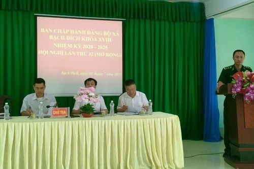 Cán bộ Biên phòng tăng cường xã góp sức cho biên giới chuyển mình mạnh mẽ