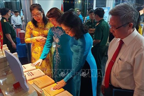 Bế mạc Liên hoan cán bộ Thư viện toàn quốc