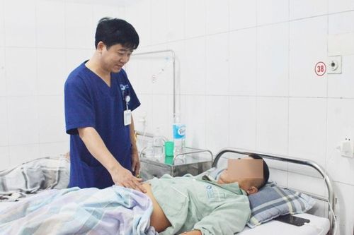 Cắt bỏ khối u hiếm gặp cho người đàn ông
