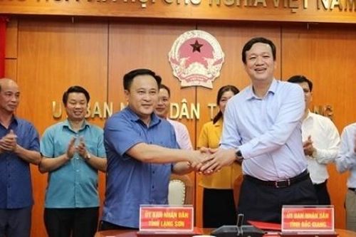Lạng Sơn và Bắc Giang 'bắt tay' quản lý bảo vệ kết cấu hạ tầng giao thông đường bộ