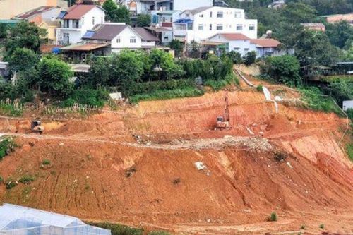 Tin bất động sản ngày 12/8: Yêu cầu dừng thi công tại dự án Thung lũng hoa Đà Lạt