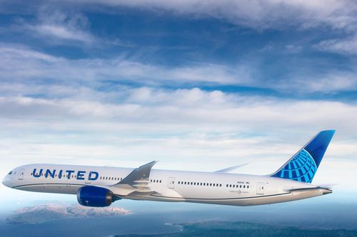 Cơ phó nghe nhầm lệnh, máy bay Boeing 777 chở 271 hành khách lao sát mặt biển