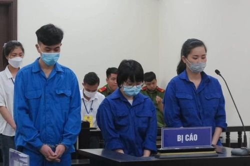 Chuyện thiếu nữ bị ép mang thai hộ, bé trai nhiều lần bị bán trao tay