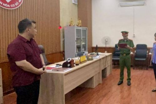 Bắt tạm giam Giám đốc Trung tâm Văn hóa-Điện ảnh tỉnh Hòa Bình