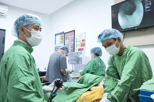 Nhiều bệnh nhân được điều trị ung thư sớm đường tiêu hóa bằng nội soi