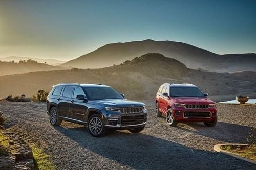 14 xe Jeep Grand Cherokee L tại Việt Nam quay về xưởng sửa chữa lỗi trục lái